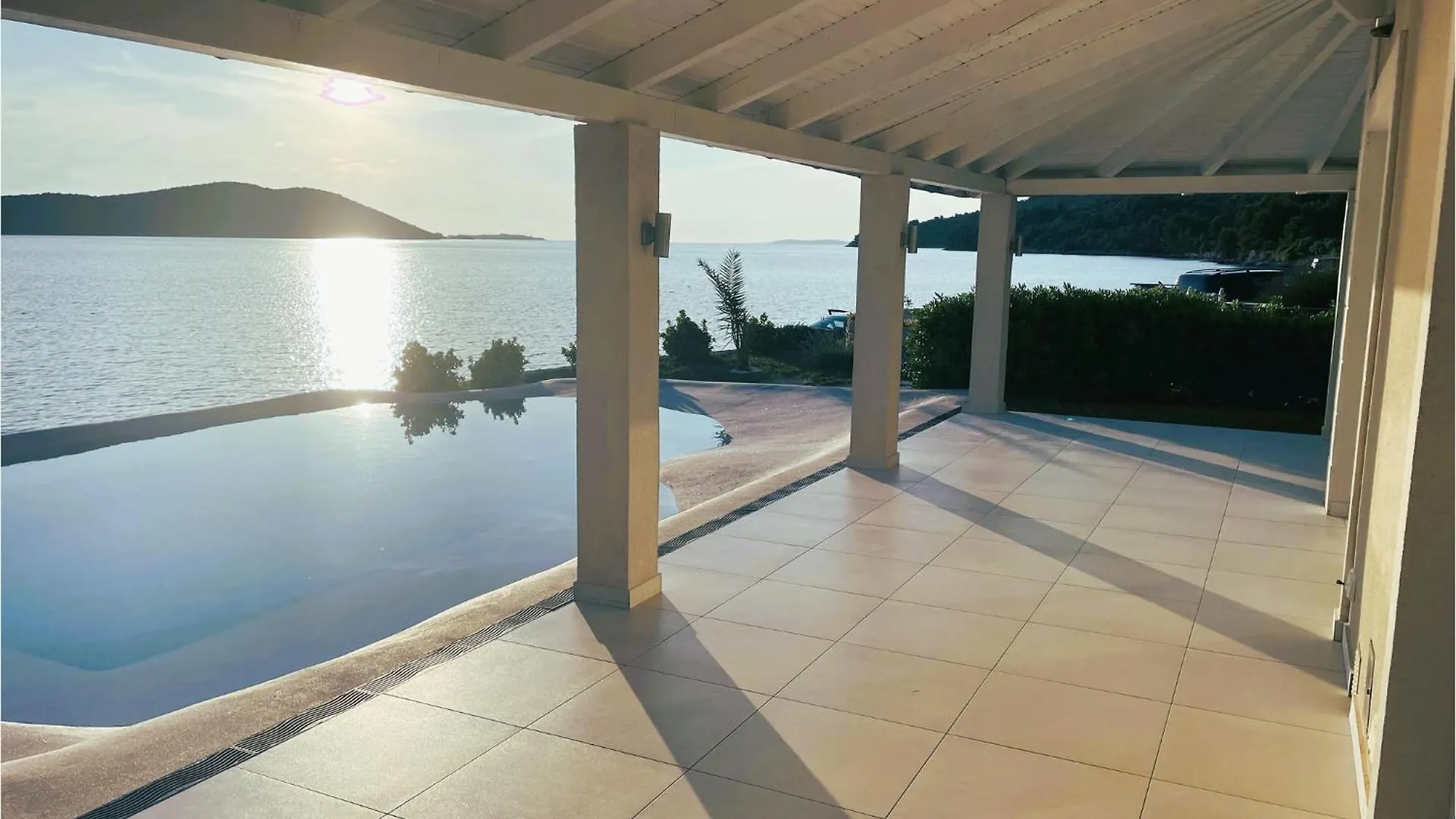 Holiday home Gorgeous Home In Veli Rat With Kitchen
